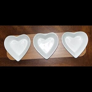 Heart Sauce Dipping Bowls With Wooden Holder (set of 3)
